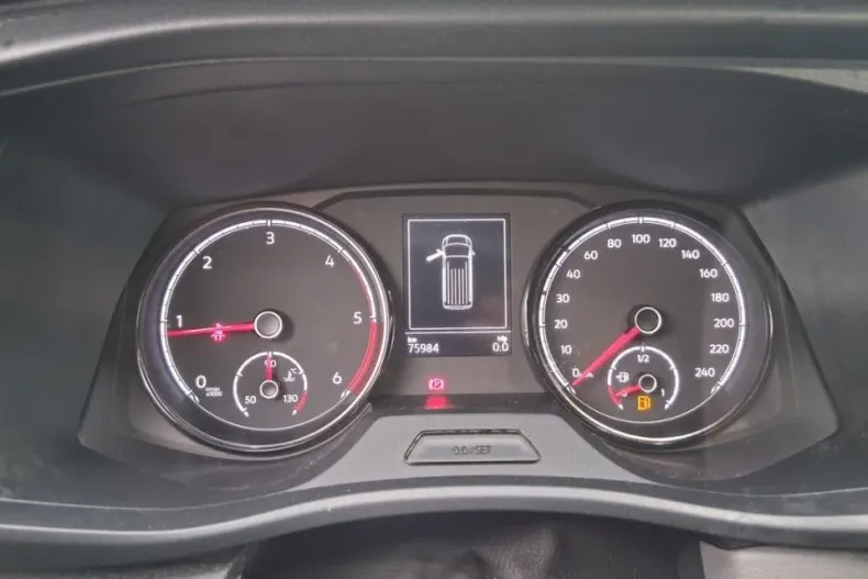 Volkswagen Transporter din 2022 cu 75.984 km - oferta VOL189089 - foto 7