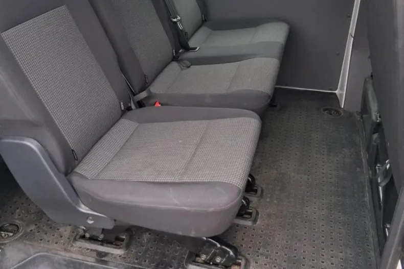 Volkswagen Transporter din 2022 cu 75.984 km - oferta VOL189089 - foto 9