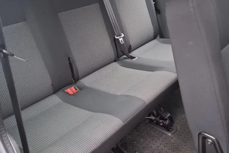 Volkswagen Transporter din 2022 cu 75.984 km - oferta VOL189089 - foto 10