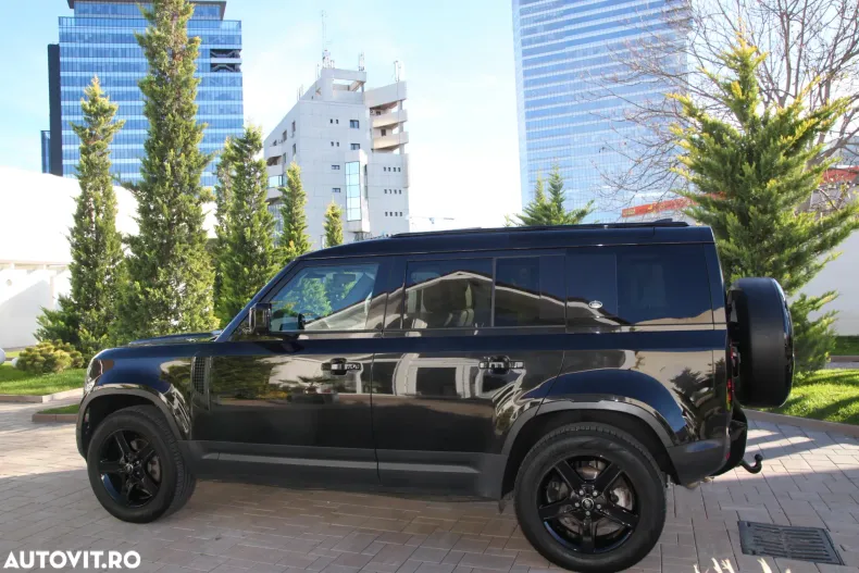 Land Rover Defender din 2023 cu 44.000 km - oferta LAN189092 - foto 18