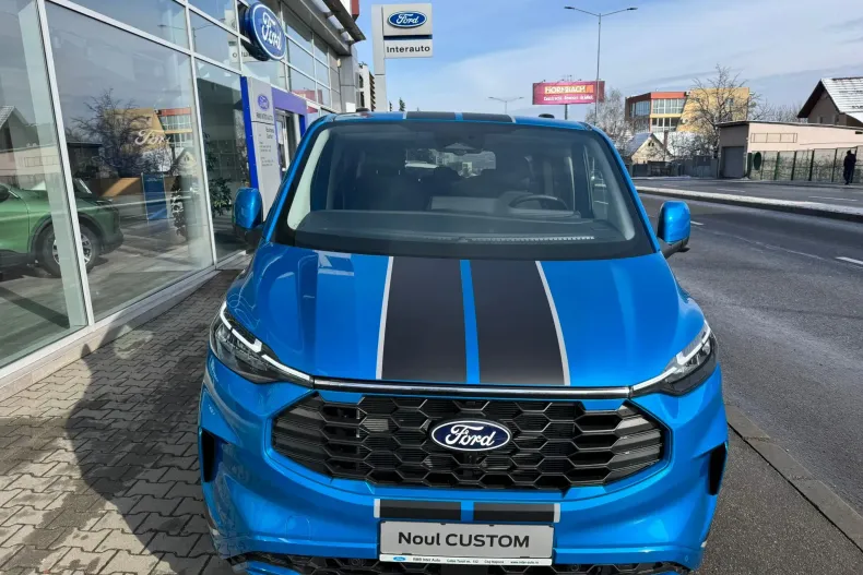 Ford Tourneo Custom din 2025 cu 22 km - oferta FOR189093 - foto 2