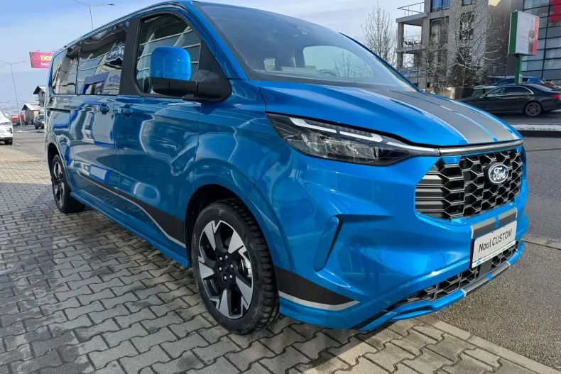 Ford Tourneo Custom din 2025 cu 22 km - oferta FOR189093 - foto 4