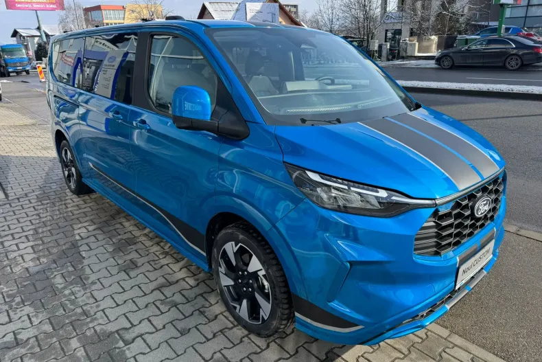 Ford Tourneo Custom din 2025 cu 22 km - oferta FOR189093 - foto 5