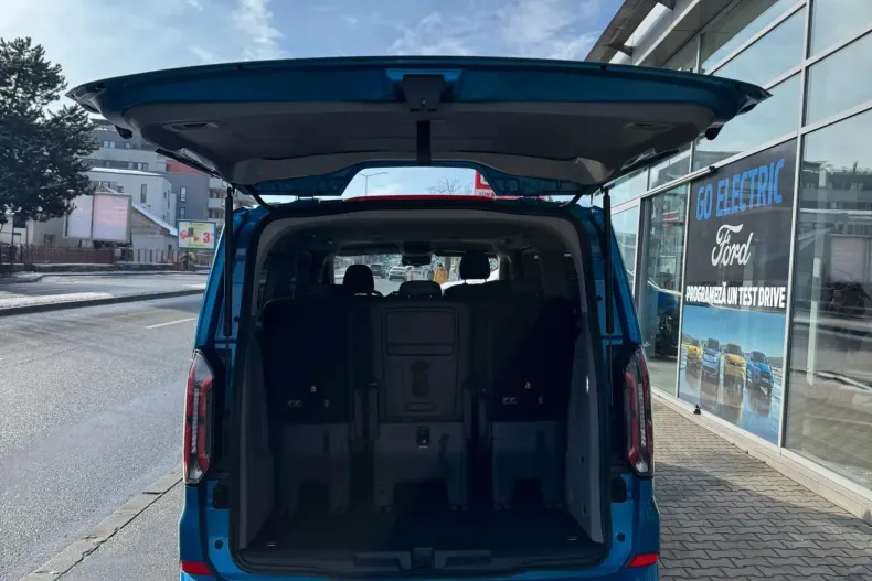 Ford Tourneo Custom din 2025 cu 22 km - oferta FOR189093 - foto 11