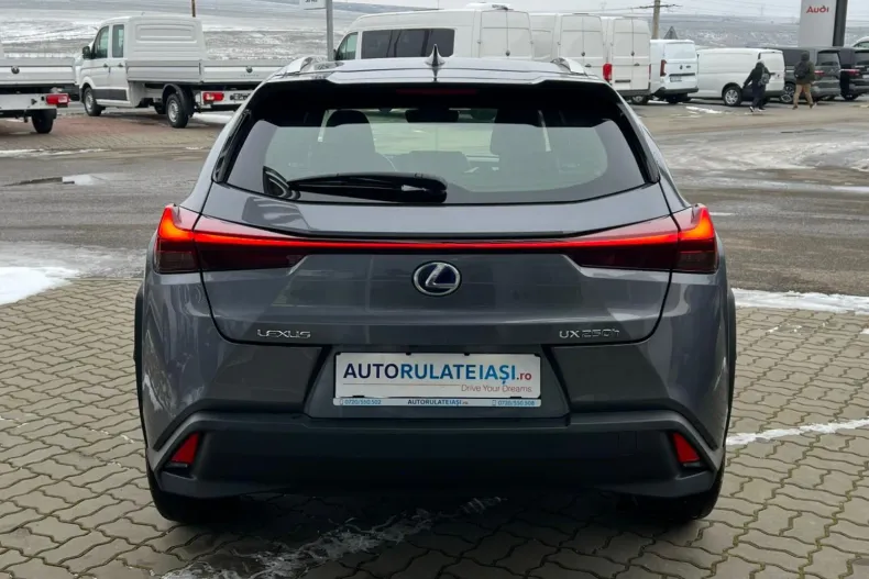 Lexus UX din 2022 cu 29.550 km - oferta LEX189095 - foto 4