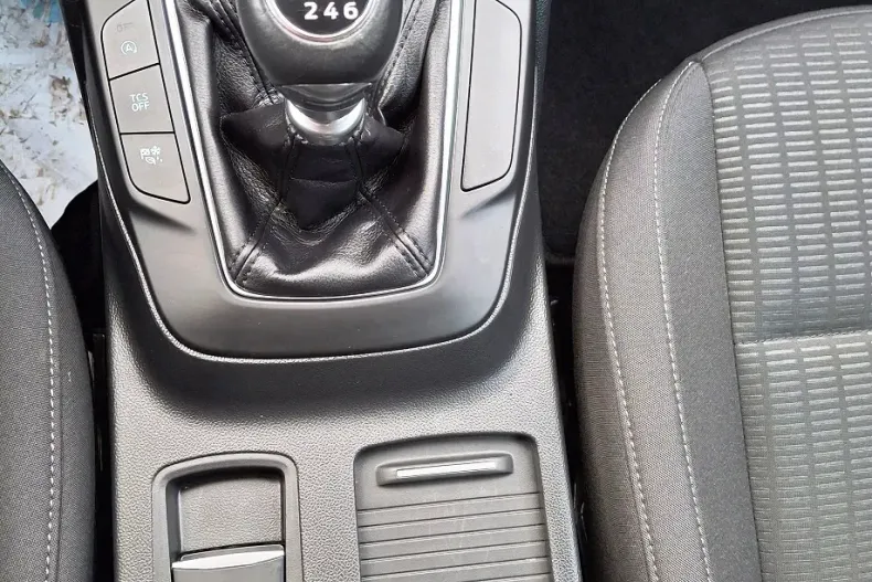 Ford Focus din 2020 cu 41.178 km - oferta FOR189100 - foto 16