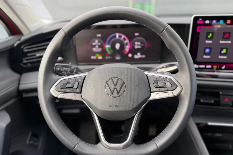 Volkswagen Tiguan din 2025 cu 3.335 km - oferta VOL189103 - foto 16