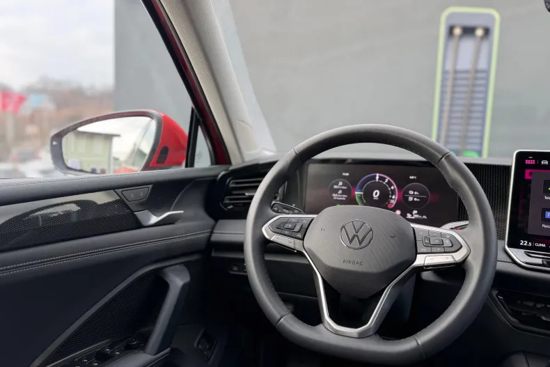 Volkswagen Tiguan din 2025 cu 3.335 km - oferta VOL189103 - foto 17