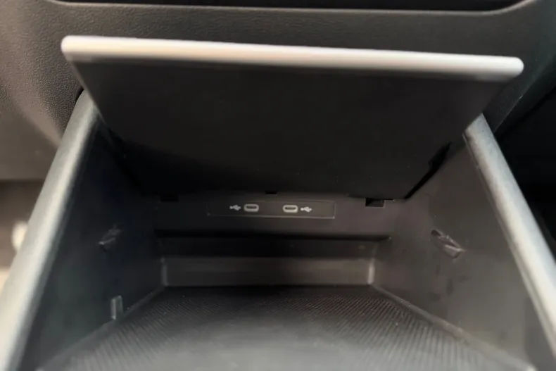 Volkswagen Tiguan din 2025 cu 3.335 km - oferta VOL189103 - foto 22