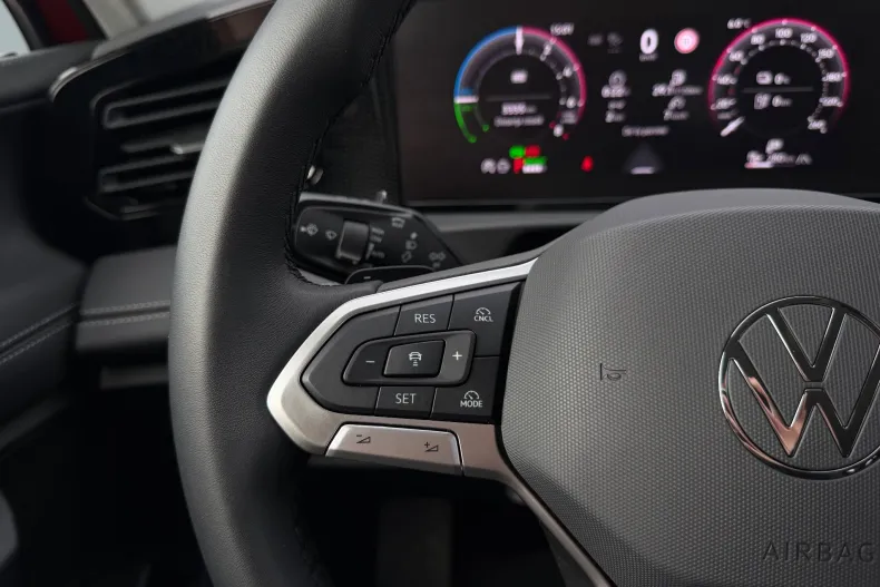 Volkswagen Tiguan din 2025 cu 3.335 km - oferta VOL189103 - foto 25