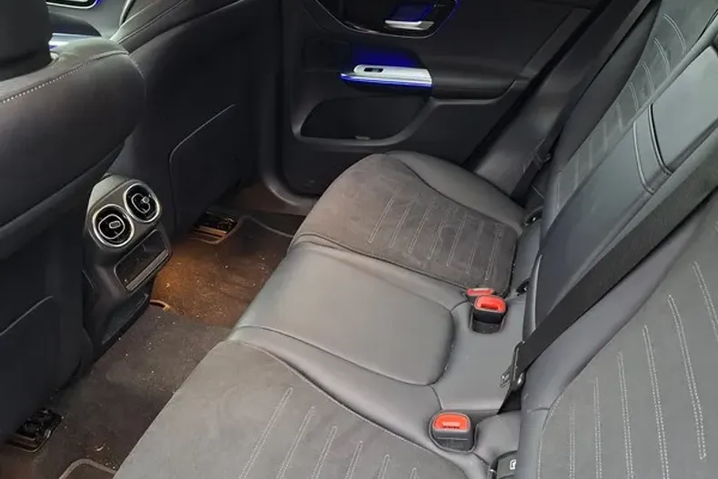 Mercedes-Benz GLC din 2024 cu 12.858 km - oferta MER189107 - foto 9