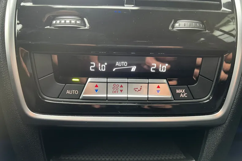 BMW X6 (Seria X) din 2022 cu 41.538 km - oferta BMW189108 - foto 12