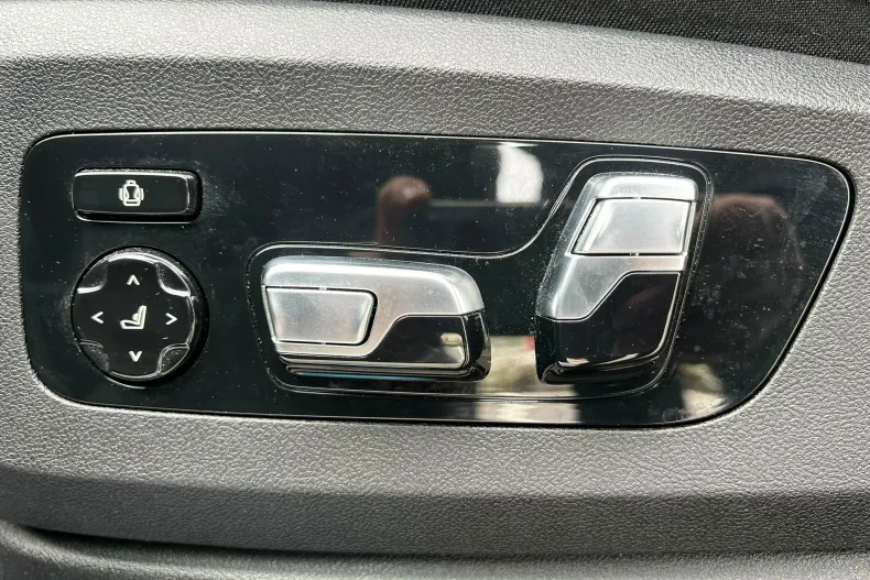 BMW X6 (Seria X) din 2022 cu 41.538 km - oferta BMW189108 - foto 19