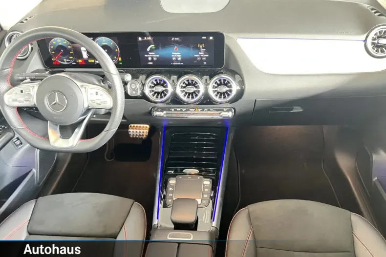 Mercedes-Benz GLA 200 (Clasa GLA) din 2023 cu 3.300 km - oferta MER189114 - foto 10