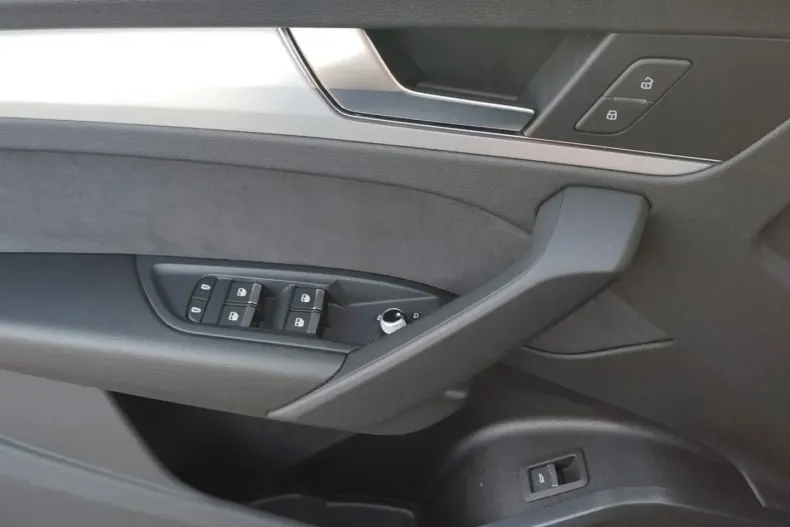 Audi Q5 din 2022 cu 62.071 km - oferta AUD189116 - foto 13