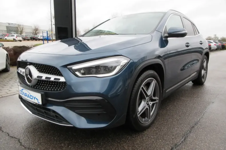 Mercedes-Benz GLA 200 (Clasa GLA) din 2022 cu 61.800 km - oferta MER189117 - foto 1
