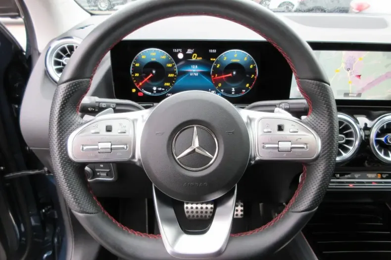 Mercedes-Benz GLA 200 (Clasa GLA) din 2022 cu 61.800 km - oferta MER189117 - foto 18