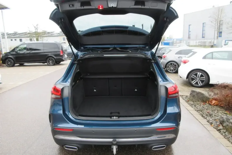 Mercedes-Benz GLA 200 (Clasa GLA) din 2022 cu 61.800 km - oferta MER189117 - foto 25