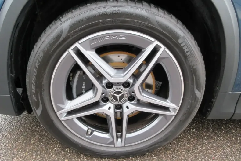 Mercedes-Benz GLA 200 (Clasa GLA) din 2022 cu 61.800 km - oferta MER189117 - foto 26