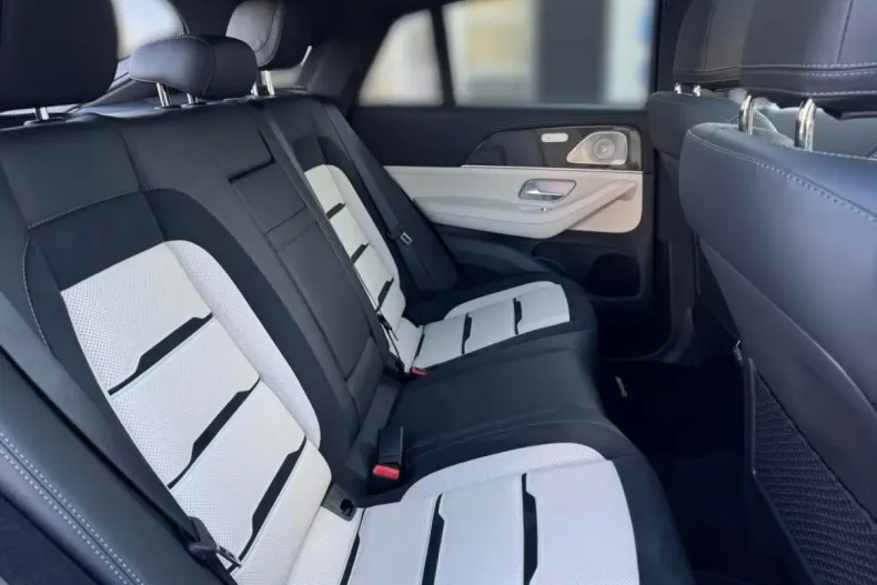 Mercedes-Benz GLE 53 AMG (Clasa GLE) din 2024 cu 29.200 km - oferta MER189121 - foto 13