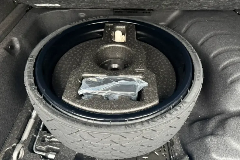 Mercedes-Benz GLE 450 (Clasa GLE) din 2024 cu 26.184 km - oferta MER189123 - foto 15