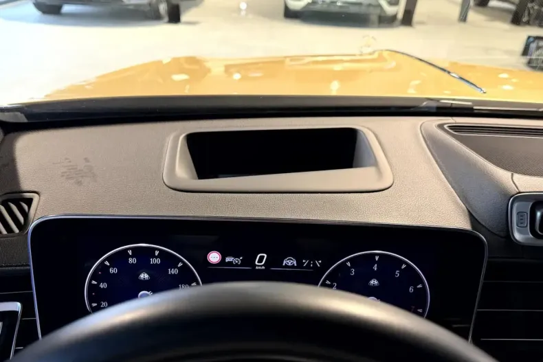 Mercedes-Benz S 580 (Clasa S) din 2023 cu 73.000 km - oferta MER189139 - foto 18