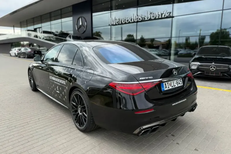 Mercedes-Benz S 63 AMG (Clasa S) din 2025 cu 6.800 km - oferta MER189141 - foto 5
