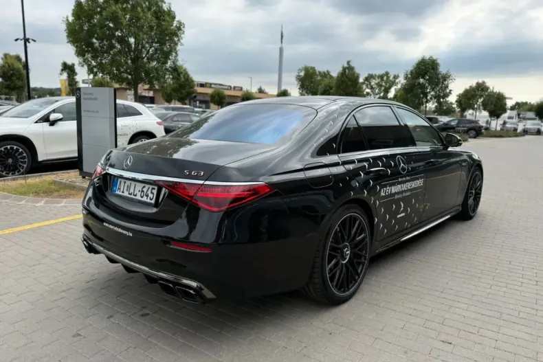 Mercedes-Benz S 63 AMG (Clasa S) din 2025 cu 6.800 km - oferta MER189141 - foto 9