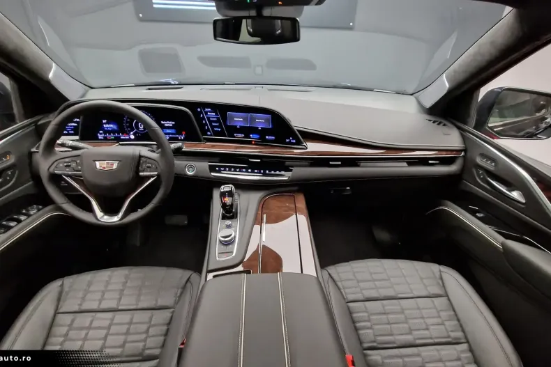 Cadillac Escalade din 2023 cu 49.000 km - oferta CAD189149 - foto 2