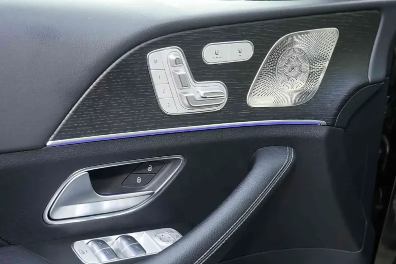 Mercedes-Benz GLE 300 (Clasa GLE) din 2024 cu 50.885 km - oferta MER189155 - foto 9