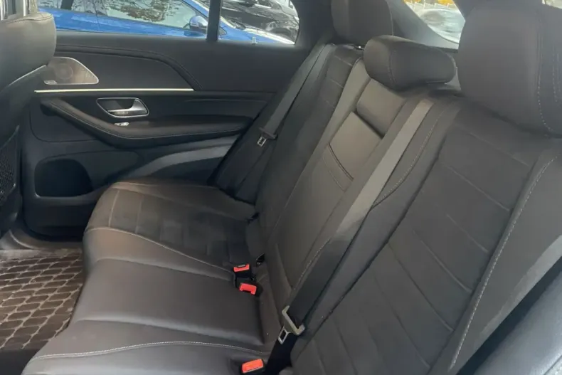 Mercedes-Benz GLE 450 (Clasa GLE) din 2024 cu 15.000 km - oferta MER189158 - foto 7