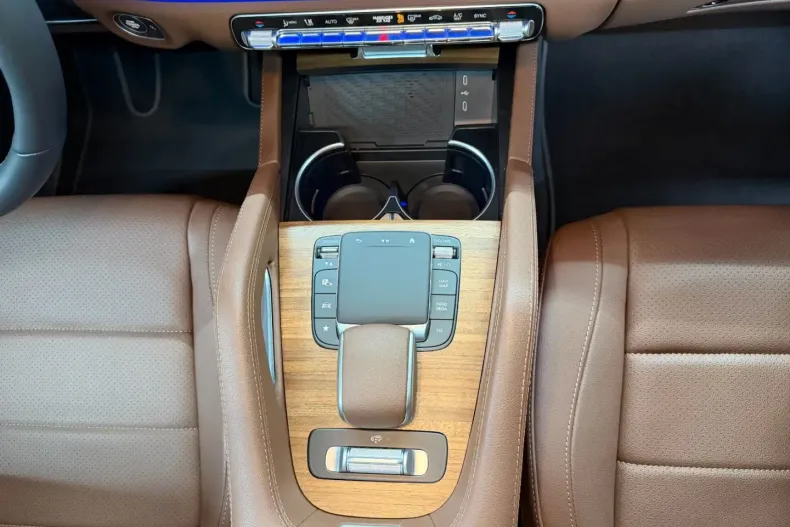 Mercedes-Benz GLE 450 (Clasa GLE) din 2024 cu 19.645 km - oferta MER189161 - foto 19