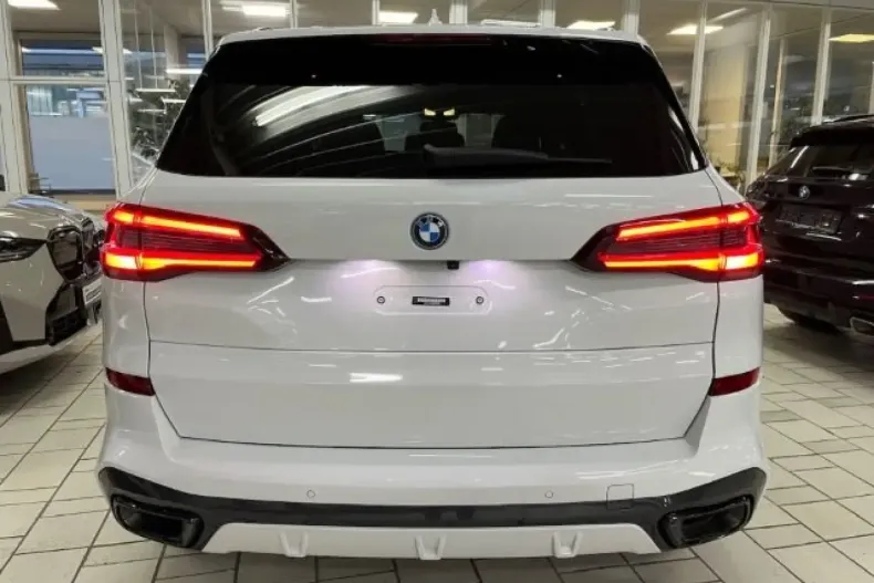 BMW X5 (Seria X) din 2022 cu 72.200 km - oferta BMW189163 - foto 3