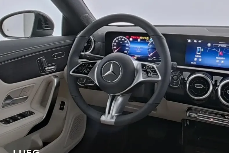 Mercedes-Benz CLA 180 (Clasa CLA) din 2024 cu 13.246 km - oferta MER189167 - foto 4