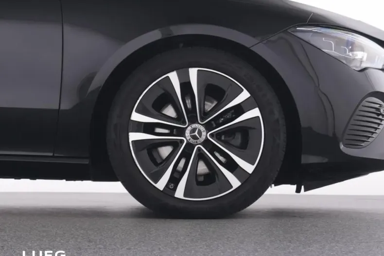 Mercedes-Benz CLA 180 (Clasa CLA) din 2024 cu 13.246 km - oferta MER189167 - foto 21