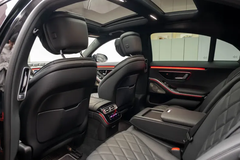 Mercedes-Benz S 450 (Clasa S) din 2022 cu 42.500 km - oferta MER189177 - foto 31