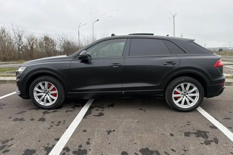 Audi Q8 din 2022 cu 89.000 km - oferta AUD189178 - foto 2