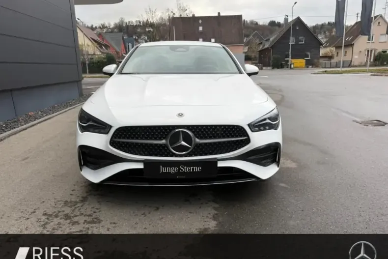 Mercedes-Benz CLA 180 (Clasa CLA) din 2025 cu 22.554 km - oferta MER189179 - foto 2