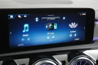 Mercedes-Benz CLA 180 (Clasa CLA) din 2024 cu 30.400 km - oferta MER189191 - foto 38