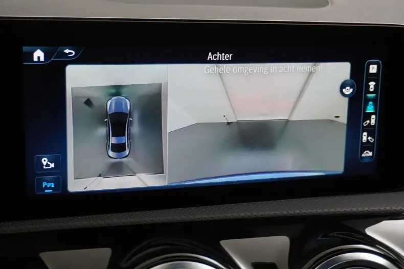 Mercedes-Benz CLA 180 (Clasa CLA) din 2024 cu 30.400 km - oferta MER189191 - foto 45