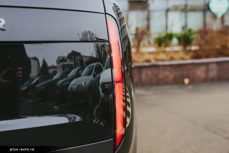 Land Rover Range Rover din 2024 cu 35.000 km - oferta LAN189193 - foto 14