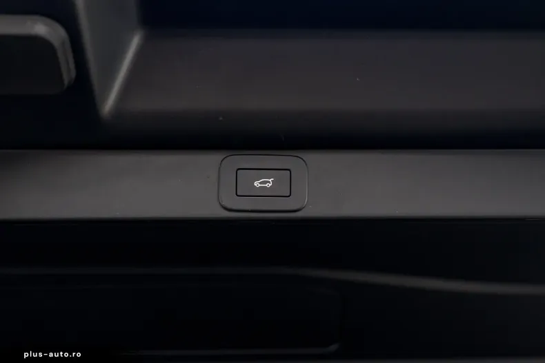 Land Rover Range Rover din 2024 cu 35.000 km - oferta LAN189193 - foto 17