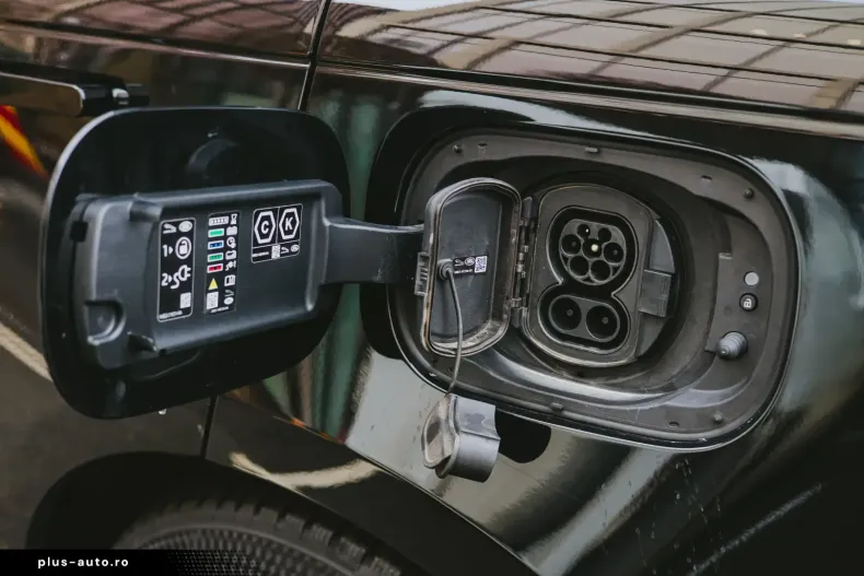 Land Rover Range Rover din 2024 cu 35.000 km - oferta LAN189193 - foto 18