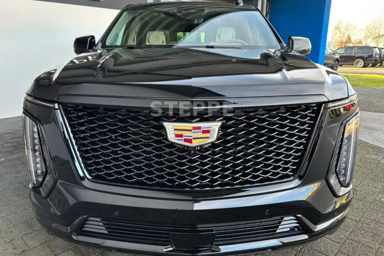 Cadillac Escalade din 2026 cu 50 km - oferta CAD189195 - foto 2