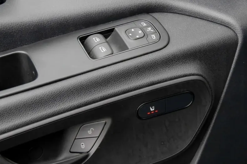 Mercedes-Benz Sprinter din 2023 cu 60.000 km - oferta MER189201 - foto 12