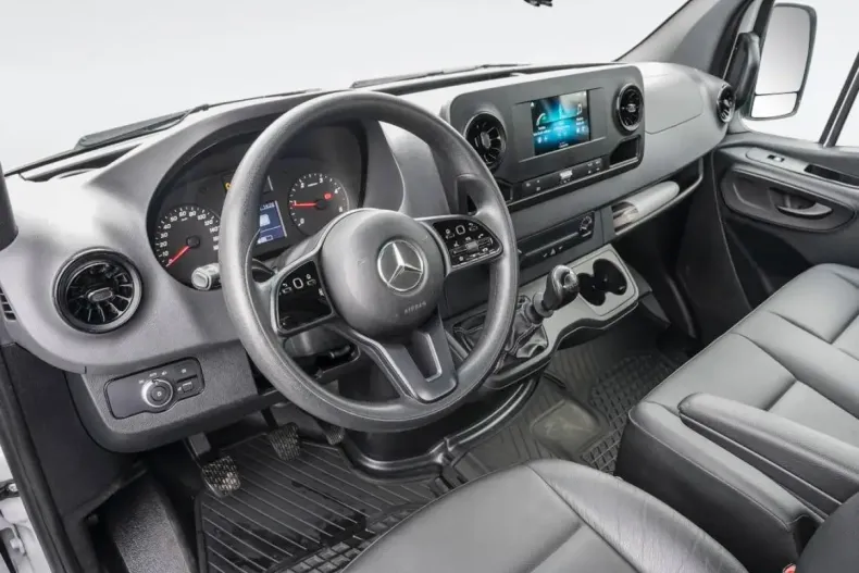 Mercedes-Benz Sprinter din 2023 cu 45.207 km - oferta MER189202 - foto 9