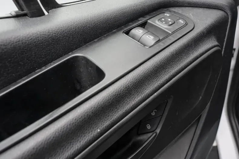 Mercedes-Benz Sprinter din 2023 cu 45.207 km - oferta MER189202 - foto 12