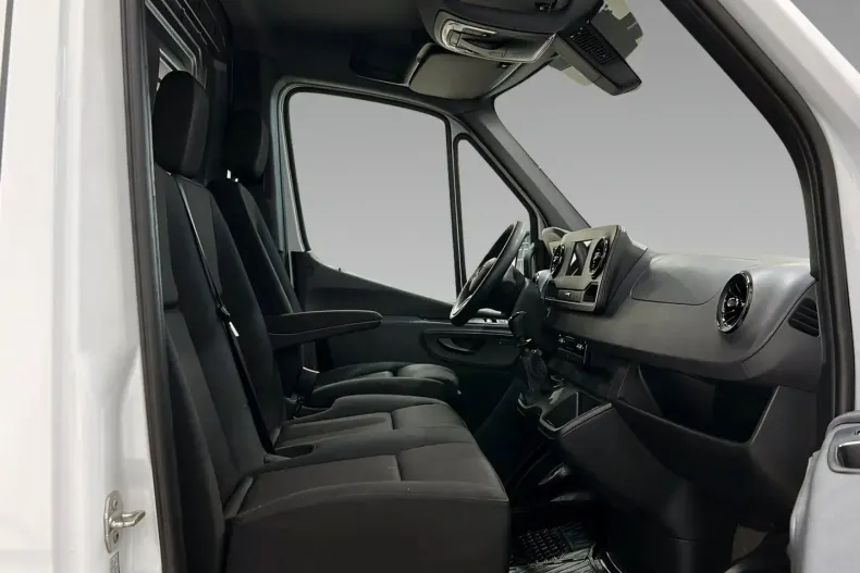 Mercedes-Benz Sprinter din 2023 cu 53.507 km - oferta MER189208 - foto 12