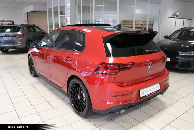 Volkswagen Golf din 2023 cu 30.906 km - oferta VOL189214 - foto 9