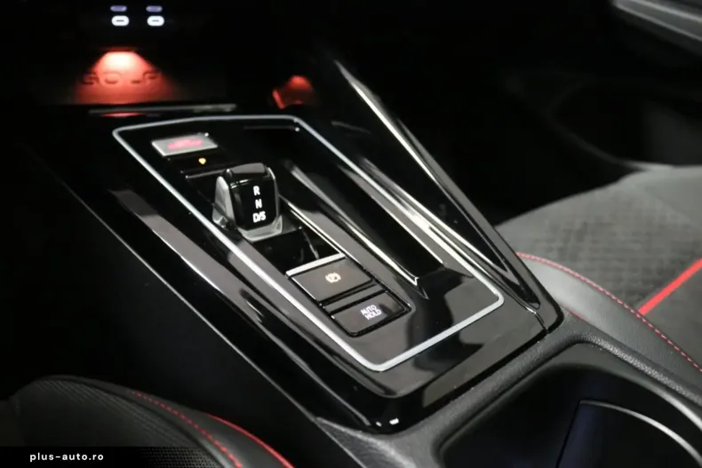 Volkswagen Golf din 2023 cu 30.906 km - oferta VOL189214 - foto 19